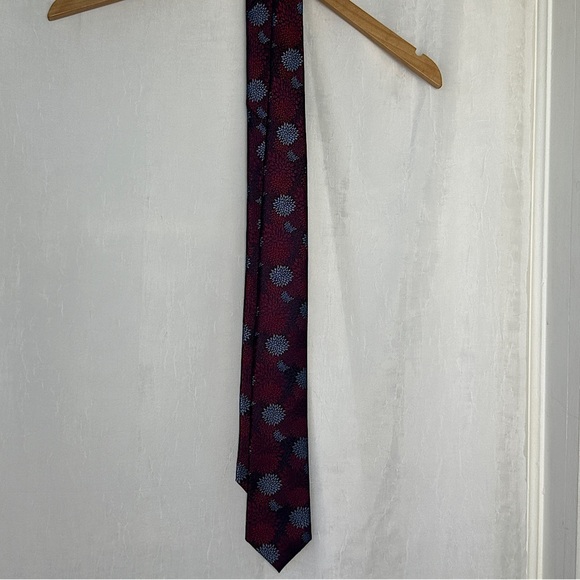 Robert Graham Red & Blue Silk Tie - Picture 13 of 14